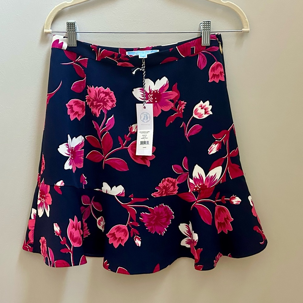 NWT Draper James Floral Navy and Pink Women's Skirt Size 2